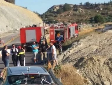 Επεισοδιακός γάμος για ζευγάρι στην Κρήτη: Πήρε φωτιά το όχημά τους μετά την τελετή με τους ίδιους μέσα! (φωτό)